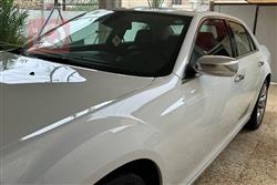 کرایسلەر 300